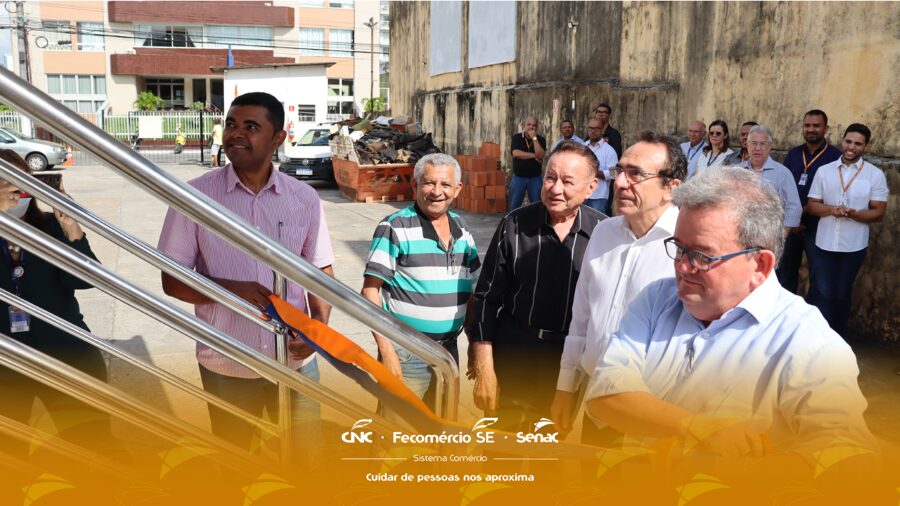 Senac inaugura Carreta Escola de Beleza